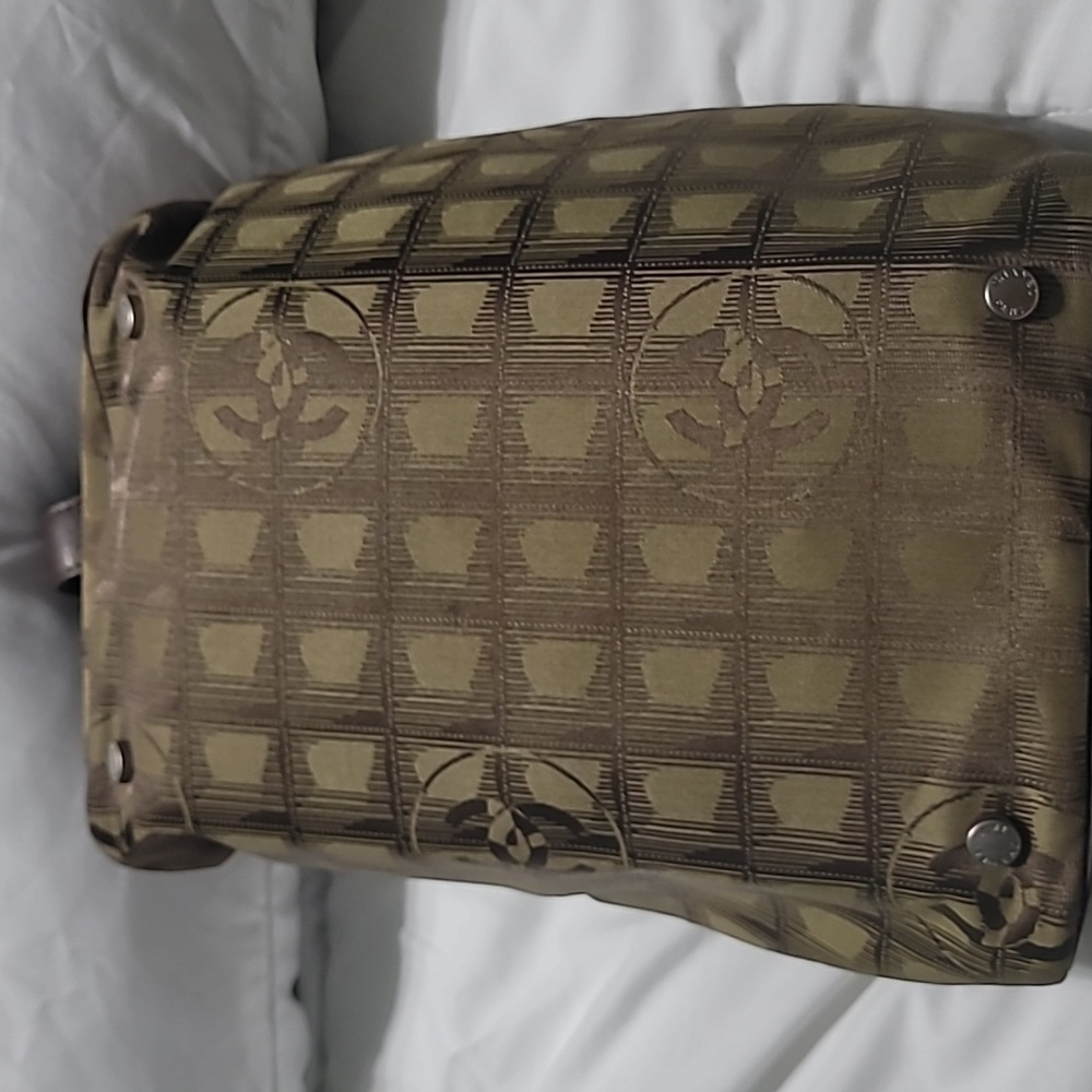 CHANEL Travel Line Vanity bag - Picture 7 of 11